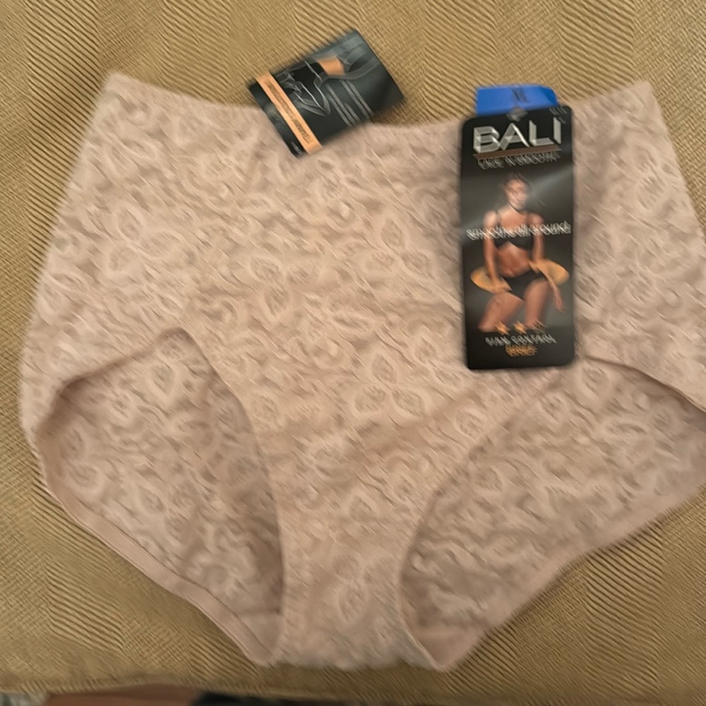Bali Beige Lacy Fabric , Firm Control Brief ,Size Extra Large
